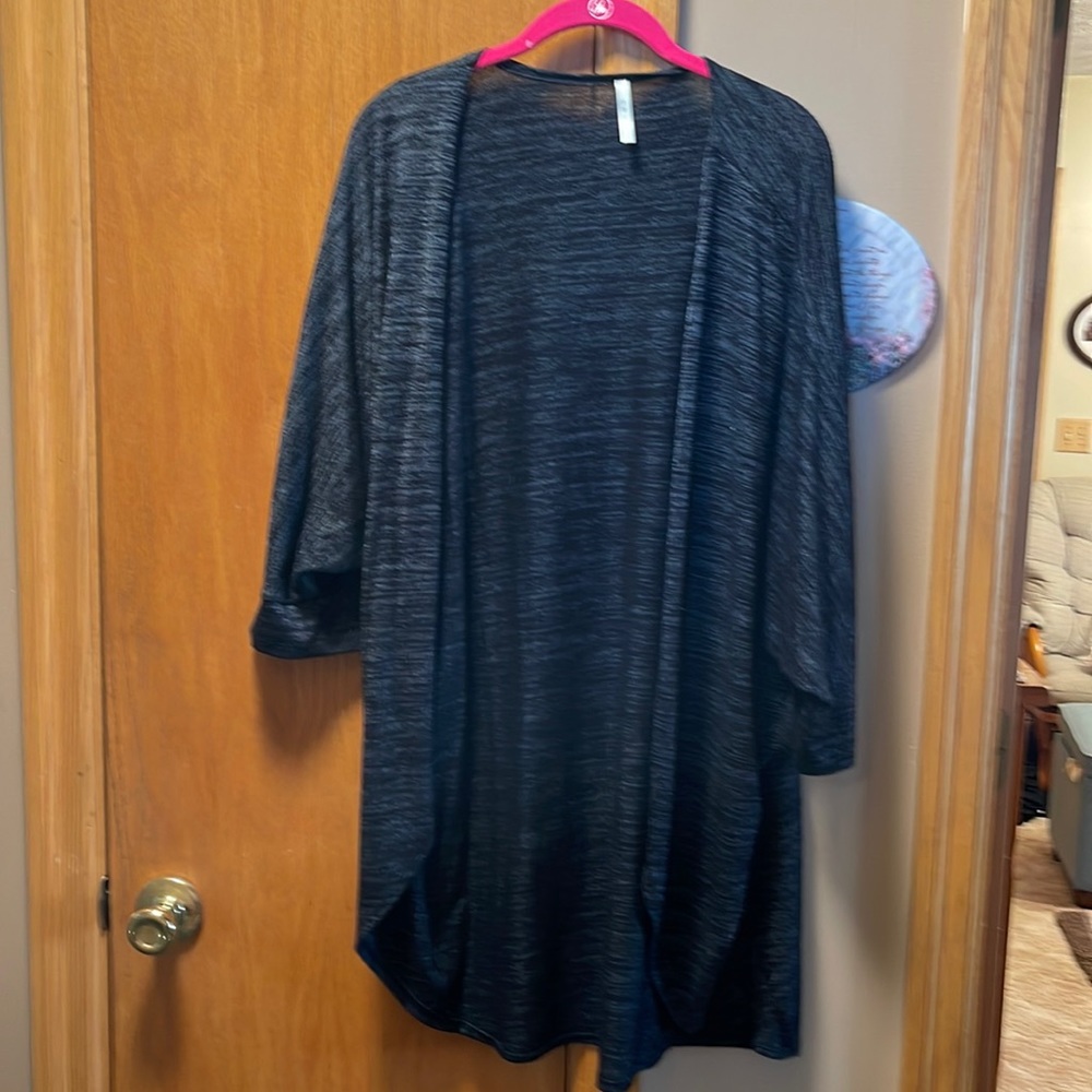 Womens Poet Open Cardigan  3/4 length sleeves. Size 2XL